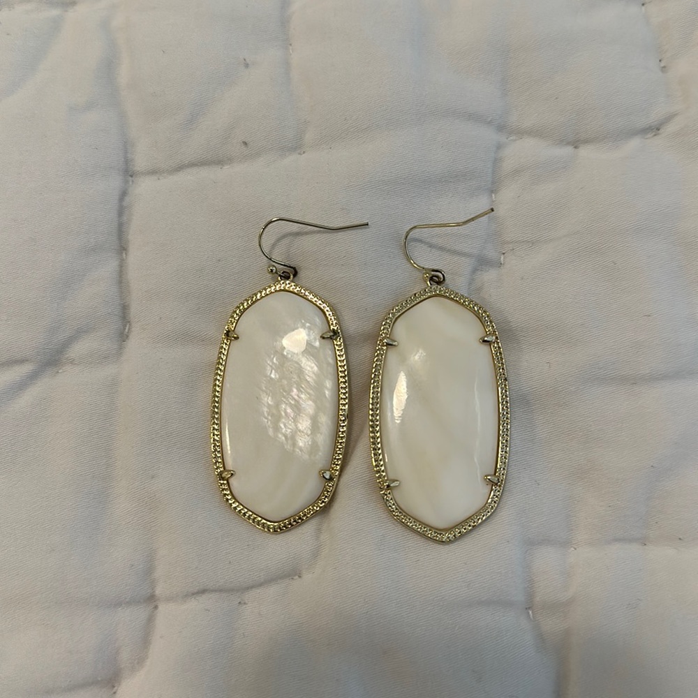 Kendra Scott Danielle Earrings